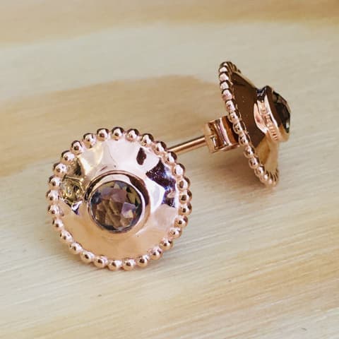 oh259-facettierter-rauchquarz-silber-rose-vergoldet-11-mm