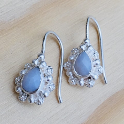 oh262-facettierter-chalcedon-silber-matt-12×9-mm