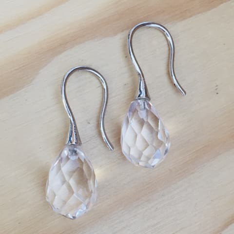 oh33-silber-facettierter-bergkristall-16×12-mm