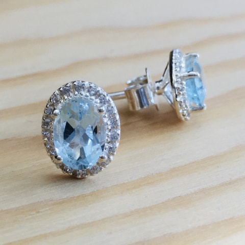 oh341-facettierter-blauer-topas-mit-zirkonia-10×8-mm