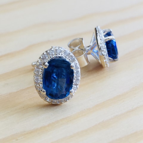 oh341-facettierter-kyanit-mit-zirkonia-10×8-mm