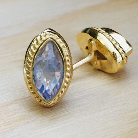 oh406-facettierter-regenbogen-mondstein-silber-vergoldet-10×7-mm