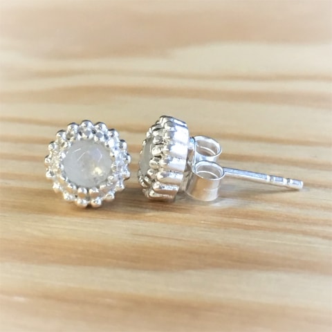 oh432-facettierter-regenbogen-mondstein-8-mm