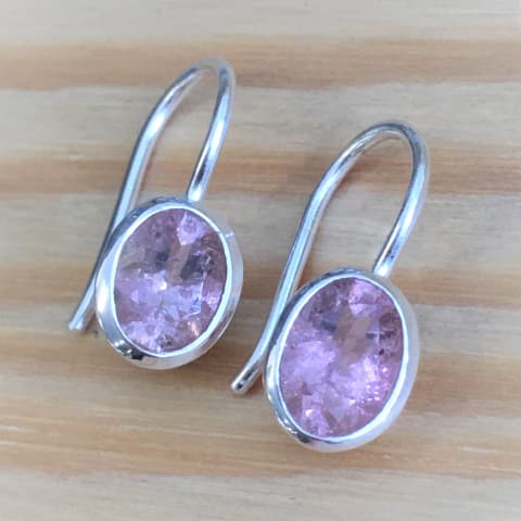oh553-facettierter-rosa-turmalin-8×6-mm