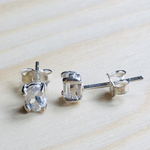 oh579-facettierter-regenbogen-mondstein-5×4-mm