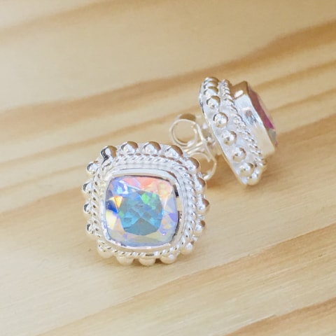 oh612-facettierter-topas-bedampft-10×10-mm