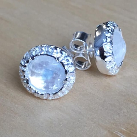 oh640-facettierter-regenbogen-mondstein-9-mm