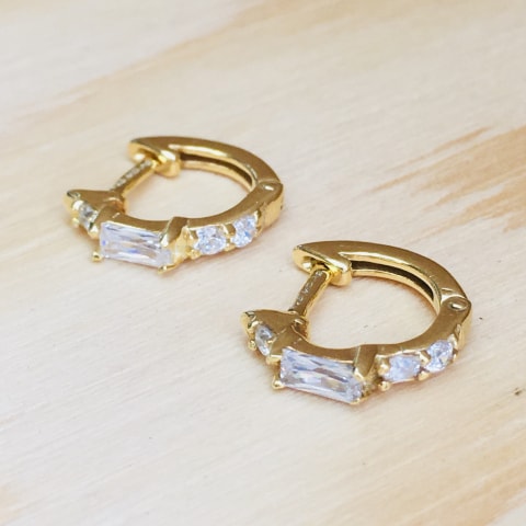 oh649-silber-vergoldet-mit-zirkonia-11-mm