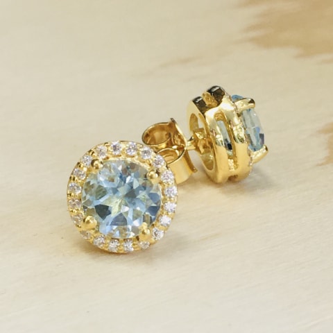 oh675-facettierter-blauer-topas-mit-zirkonia-silber-vergoldet-88-mm