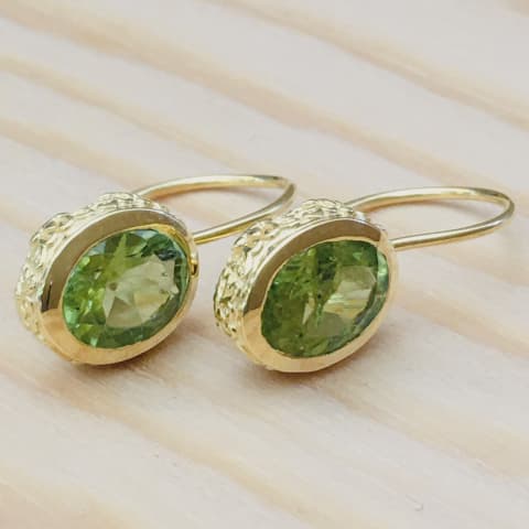 oh799-facettierter-peridot-silber-vergoldet-12×10-mm