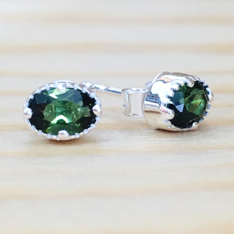 oh846-facettierter-gruener-turmalin-7×5-mm