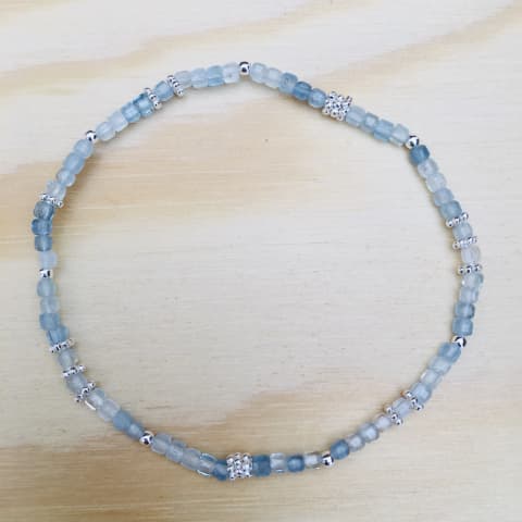 ab117-silber-facettierter-wuerfel-aquamarin-ca-2-mm.jpg