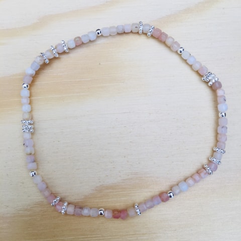 ab117-silber-facettierter-wuerfel-rosa-andenopal-ca-2-mm.jpg