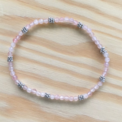 ab67-facettierter-rosenquarz-3-mm-silber-rhodiniert.jpg