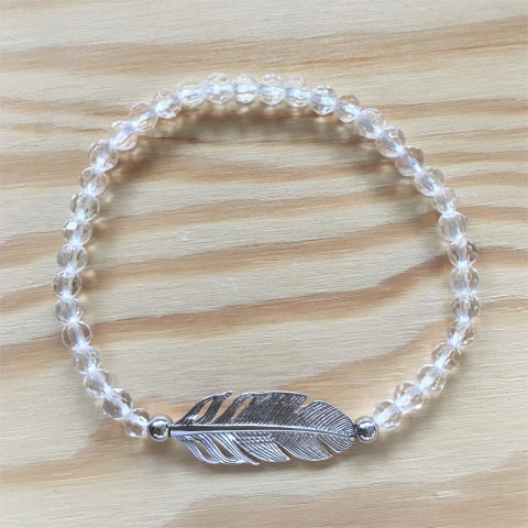 ab96-facettierter-bergkristall-4-mm-feder-silber.jpg