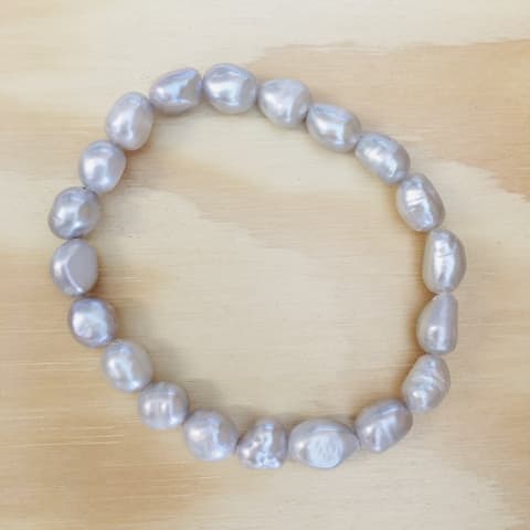 abp13-suesswasserperle-elast-armband-hellgrau.jpg