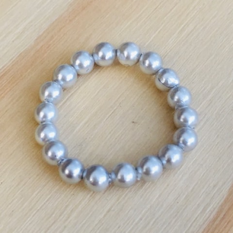 elast-fingerring-muschelkern-silbergrau-ca-3-mm.jpg