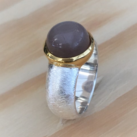 r136-chocolate-mondstein-silber-matt-vergoldet.jpg