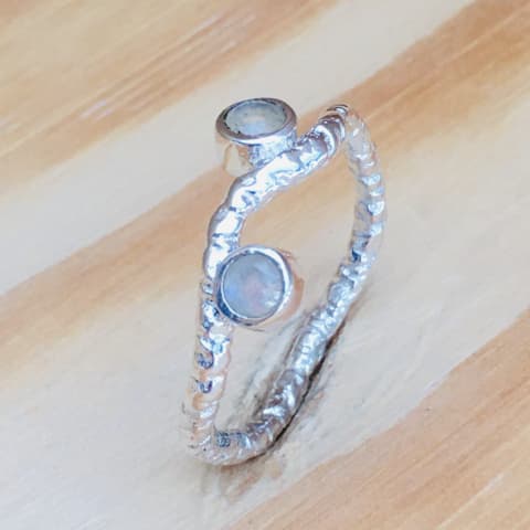 r331-facettierter-regenbogen-mondstein-silber-matt.jpg