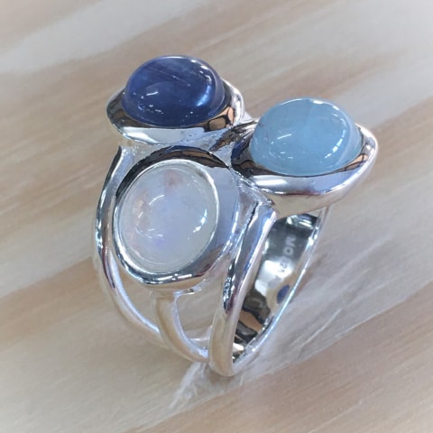 r39-aquamarin-regenbogen-mondstein-kyanit.jpg